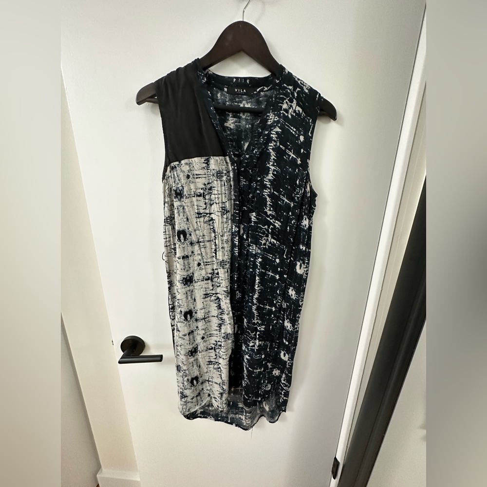 VILA / Front Button Shirt Dress (EU Small)